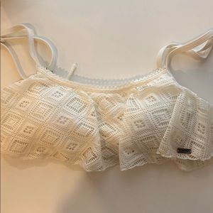 Roxy crochet flutter bikini size medium